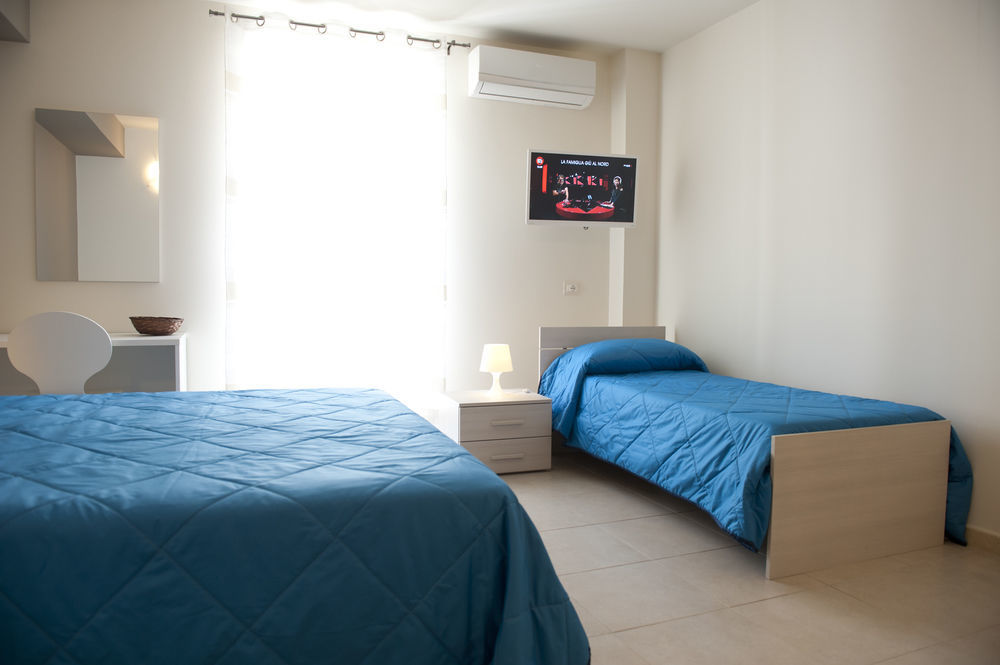 גיארדיני נאקסוס Nina B&B מראה חיצוני תמונה