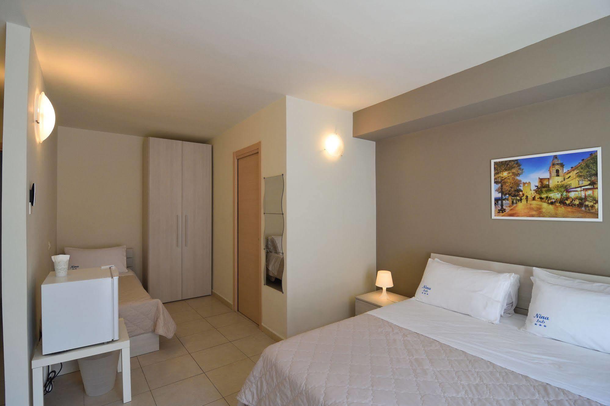 גיארדיני נאקסוס Nina B&B מראה חיצוני תמונה